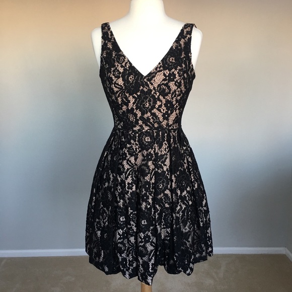 Aidan Mattox Dresses & Skirts - Adrianna Papell/ Aidan Black Lace Cocktail Dress